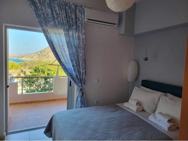 180 Degree Sea View Apartment Палиохора Екстериор снимка